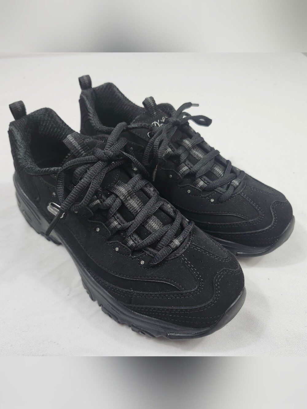 Skechers D'lites Women's 7.5 M Black Leather Upper Athletic Sneakers Lace Up NEW
